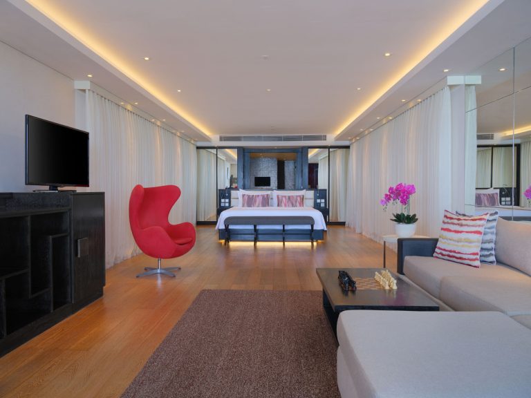 double six luxury suite